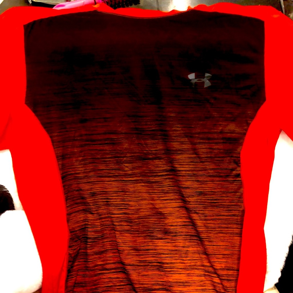 Under armor shirt